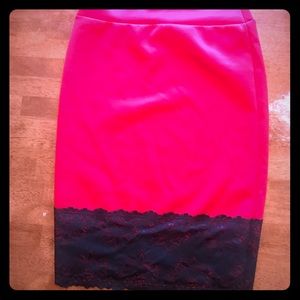 Women’s medium pencil skirt red and black.